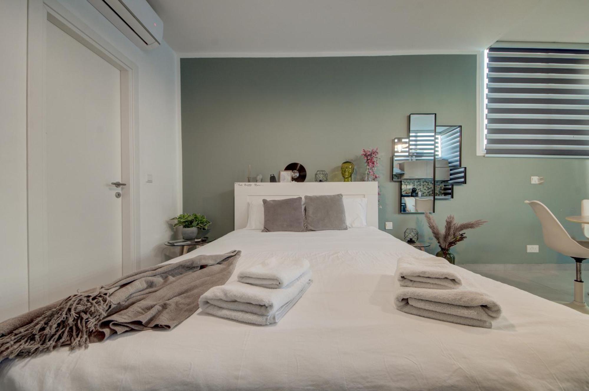 Cosy Penthouse In Hamrun - Walking Distance To Valletta Extérieur photo